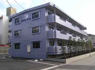 錦 ヶ 丘 中学校